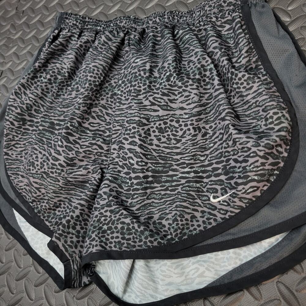 Nike Dri-FIT Leopard Print Running Shorts Activewear Cheetah Athleisure Gym Yoga